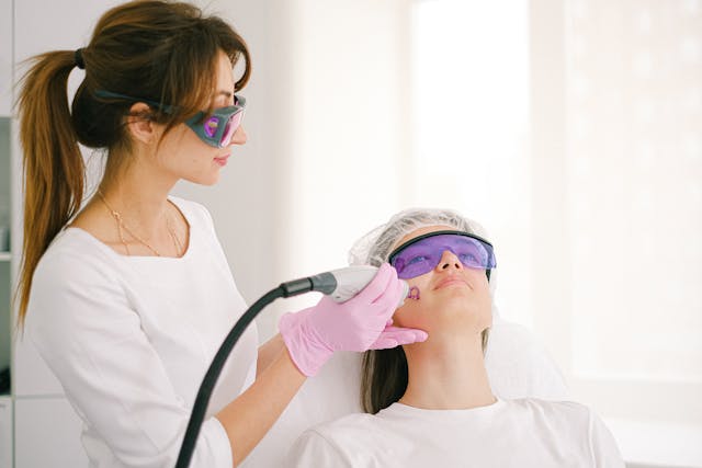 Facial treatment in Dubai